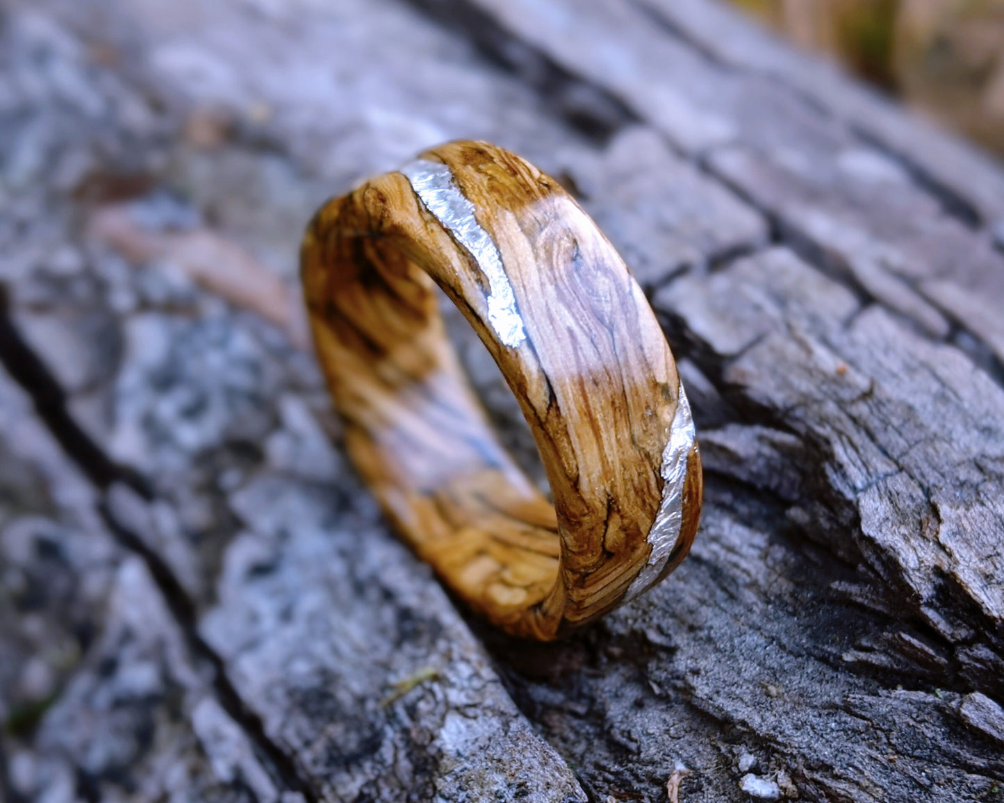 Jameson Whiskey Barrel Wood Ring with .999 pure Silver Vein Inlays Jameson Whiskey Rings Wedding Bands GrownRings Jack Daniels Barrel, Whiskey Barrel Ring, White oak, Handmade, Reclaimed Wood, mens ring handmade, custom wood ring, Womens ring, rings made of wood, Bartender Gift, Anniversary gift, Irish wedding, Jameson Whiskey Barrel